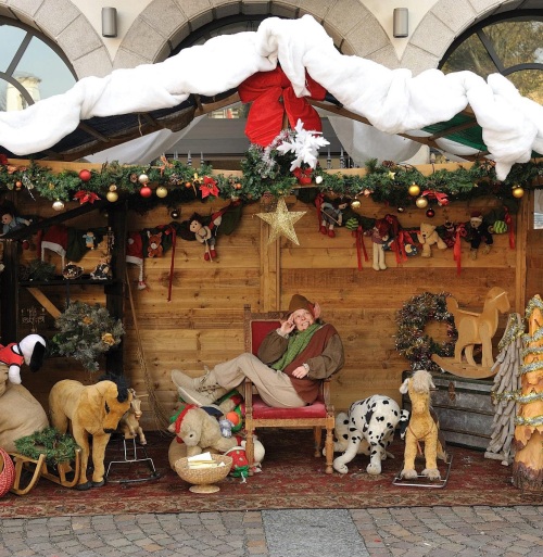 IL NATALE DEI BAMBINI - VILLAGGIO DI NATALE
