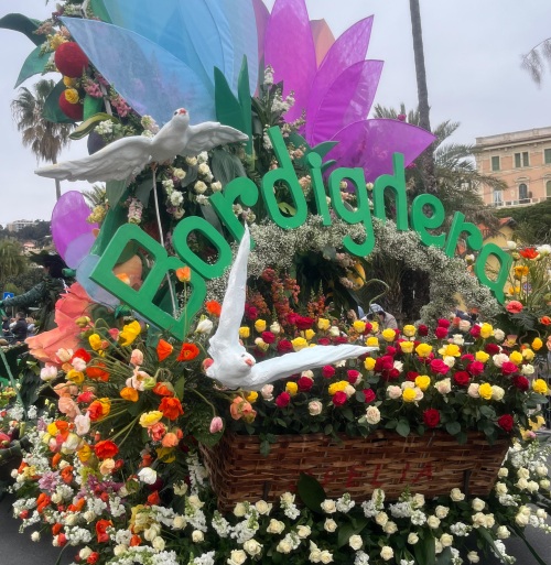 Bordighera at the Corso Fiorito 2026: third place with the float themed “Linea Verde”